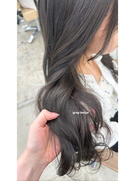 ニュート(Neut ) グレージュ