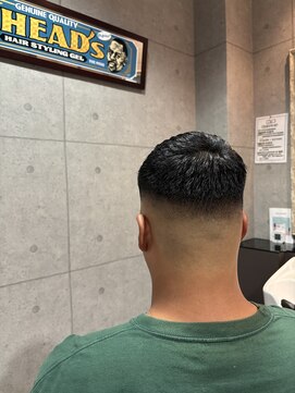 グロウヘアワークス(grow hair works) バチバチスキンフェード