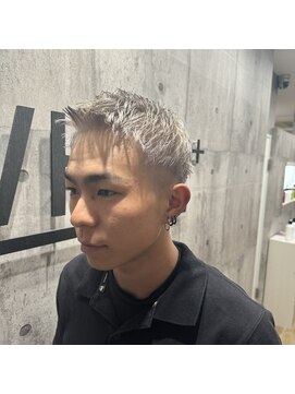 メンズアンダーバーホワイト 南海難波店(Men's _WHITE) ホワイトベージュ