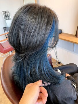 ドルチェ(dolce) インナーカラーブルー×ウルフレイヤー　明石魚住dolce