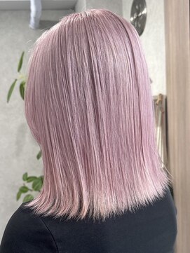 ロウル 渋谷(LOWRL) ホワイトピンク/ケアブリーチカラー