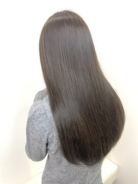 ジェムヘアスタジオ 湘南平塚南口店(Gem Hair Studio) 柔らか地毛風ストレート【Gem 神原】