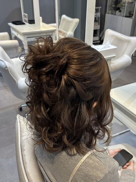 ヘアセット ナゴヤ ラビット(hair set NAGOYA RABBIT) ハーフおだんご