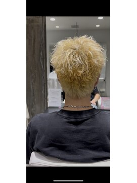 ミリ(milli Produce by ITAKURA) スパイキーショート