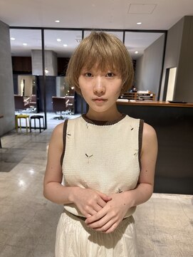 リリック(LYLICK) ブロンドベージュ