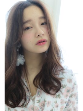 ミリム 栄矢場町店(MIRiM) 【MUSE】大人女子のセンター分けゆるふわウェーブパーマ