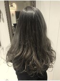 グレージュグラデーションカラー