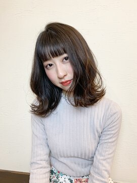 アヂト(adito) 暗髪で魅せる大人ロブスタイル