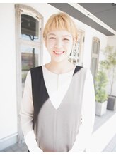 ノラ(Nora)&nbsp;青木 栞