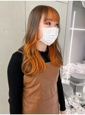 ベージュ×オレンジ