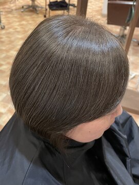 アイニ 河内小阪店(aini) 白髪ぼかしカラー白髪ぼかしハイライト大人ショート30、40、50代