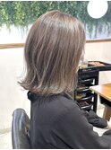 切りっぱなしボブ/ハイライト/白髪ぼかし