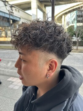 バイブアンドアネックス(VIBE & ANNEX) スペインカール×フェード