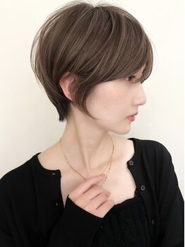 リル バイ ジルブラン(Lil by JIL BLAN)の写真/【HOT PEPPER Beauty Hair Collection 2025 スタイル350選出】《ハイライトと相性抜群ショートヘア》[大山]