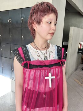 ヘアー アイス ルーチェ(HAIR ICI LUCE) ショートウルフ/ショートヘア/ウルフカット/ピンクカラー/城倉