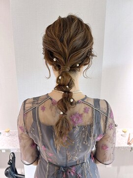 アム(amu) あみおろし/編みおろし/ローポニー/結婚式お呼ばれヘアセット