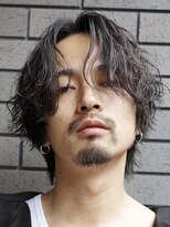 フィフス 天神大名(fifth)&nbsp;天神波巻きパーマツイストスパイラルパーマセンターパートウルフ