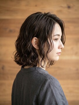 クラーク 大人女性30代/40代 大人かわいい"ウェーブスタイル"