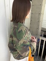 ツイギー 伊賀上ビル店(TWiGGY) 切りっぱなしボブ