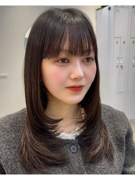 ヨリ トウキョウ(yori Tokyo) 似合わせカット30代40代50代ショートボブくびれレイヤーカット