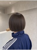 ミニボブ×アッシュブラウン