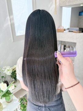 マロウイヴ(mallow eve) 《花屋併設の美容院》髪質改善トリートメント