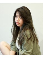 リカモ(ricamo) ハイライトを効かせた大人スタイル