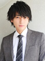 好感度アップ　ビジネスウルフヘア ミディアム　スーツ　30代