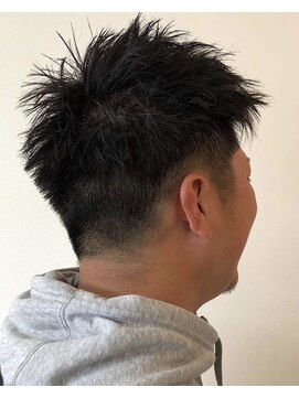 ヴェシカ(veccica) ツーブロック×ショート