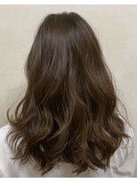 アミリ(AMILI) 【AMILI】上品なニュアンスカール 美髪ロング