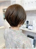 福山市美容室Caary人気 丸みショートボブ 透明感マロンベージュ