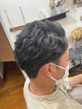 美容室 メザミー MESAMIES 20代30代40代ナチュラル束感ショート爽やかツーブロックマッシュ