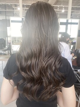 リア 近鉄八尾店(Lia) 艶ブラウン