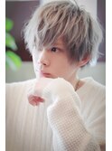 大人男子のブリーチカラー