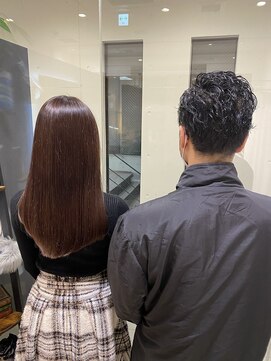 アキオドットヘアー(AKIO.hair) 仲良しカップル、お子様連れ大歓迎！　個室ヘアーサロンで！
