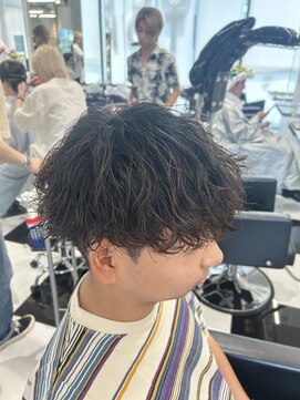 オーシャントーキョー(OCEAN TOKYO) メンズパーマツイスパ波巻きスパイラルマッシュセンターパート