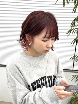 ミーナ バイ アーバン(Meena by urban.) 【Meenaハザマ】ちらっとイヤリングカラー×ラフショート