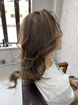 リアン(Lien) 【王道の組み合わせ】極細ハイライト×ミルクティーベージュ