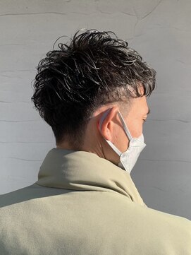 ロダット 横浜(LODAT by little) 波巻きパーマ 【LODAT横浜】