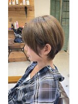 チリンバイロストシティー(Chillin by LOSTCITY)&nbsp;マッシュショートボブ