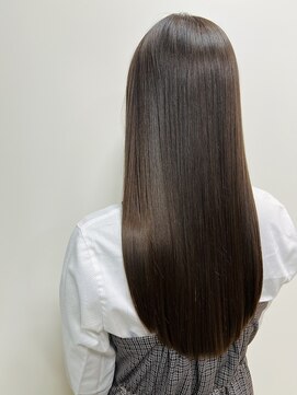 クララ トヨハシ(CLALA Toyohashi) 髪質改善トリートメント