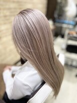 ヘアスペース エアリス(Hair space Earth)&nbsp;ハイトーンで魅せるホワイトミルクベージュカラー