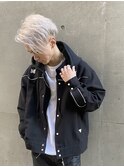 プラチナブロンド・メンズカット・ホワイトカラー・超ハイトーン