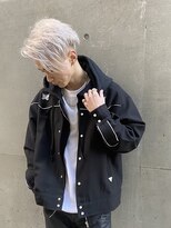 アオアクア 新越谷店(AO-AQUA)&nbsp;プラチナブロンド・メンズカット・ホワイトカラー・超ハイトーン