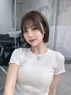 フィヴェント(Fivent) 黒髪韓国小顔レイヤーイメチェン暗めオリーブグレークラゲヘアー