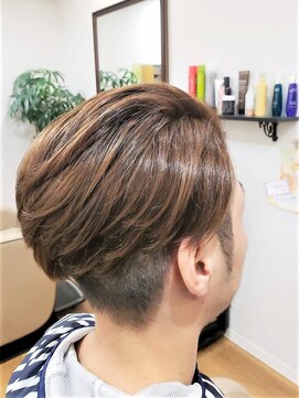 シード(Seed) ベリーショート ツーブロックスタイル