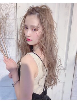 アンベリール(Embellir) ミルクティーベージュ