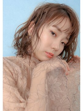 テューア ヘア ガーデン(tua hair garden) うぶバングで個性がチラリのこなれヘアー
