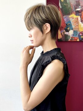 クレオヘア インターナショナル 八丁堀店 クールカジュアルな大人ショート