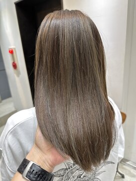 フェリア 松山(Feria) 【Feria松山】スムースグレージュ♪“Sota Tawara”